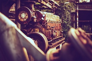 image of an old diesel engine