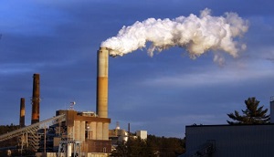 emissions seen coming out of a power plant stack