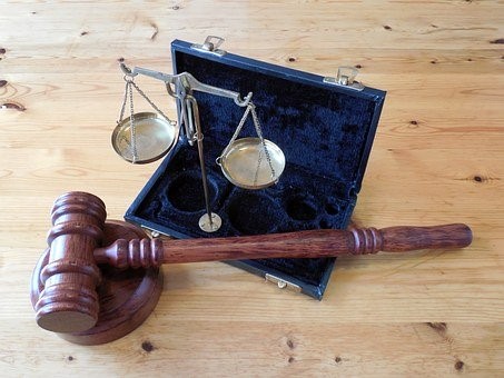 image of scales of justice and gavel